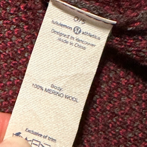 Lululemon - Picture 5 of 5